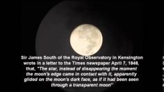 Des étoiles visibles à travers la Lune